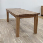 Pevný stôl dub