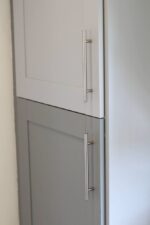 sivá kriedová farba na nábytok swanky pants