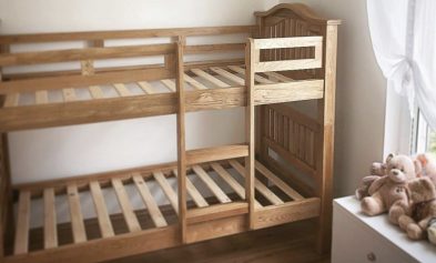 Poschodová posteľ pre deti z masívneho dreva pre nášho zákazníka.