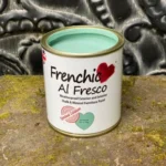 Otvorená pixla s bledučko zelenou kriedovou farbou do exteriéru Frenchic Mermaid for a Day