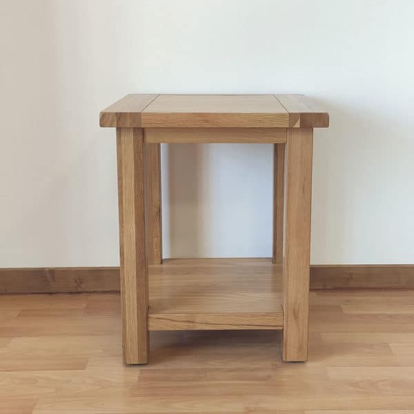 Praktický konzolový stolík z dubu