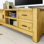 smreková tv skrinka z masívu