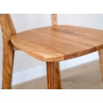 oblý drevený sedák stolička z masívu