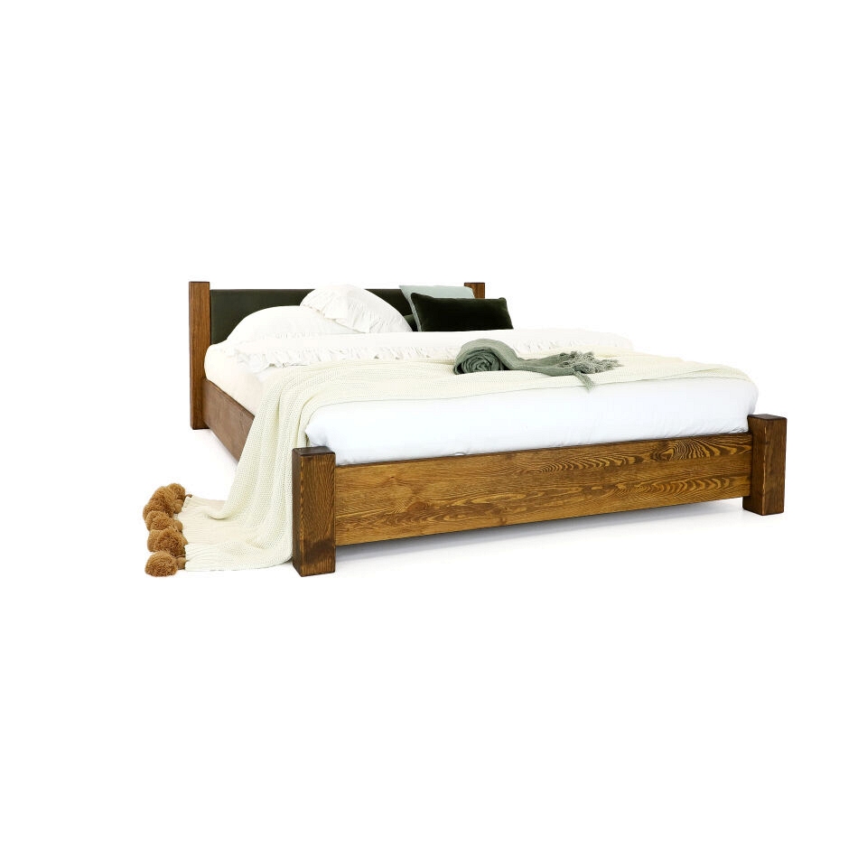 Rustikálna manželská posteľ z dreva masív borovica