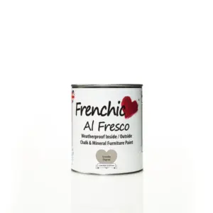 Bledohnedá farba do exteriéru Frenchic Al Fresco Smoke Signal 750 ml