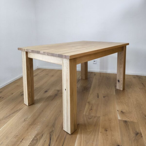jedálenský stôl rozkladací do kuchyne